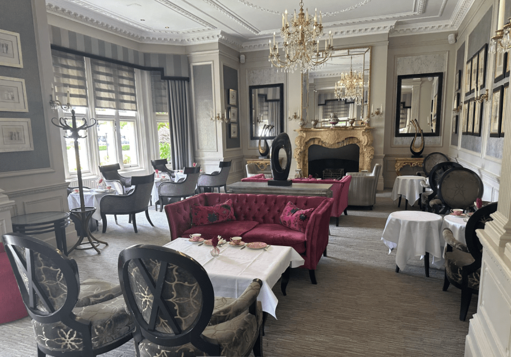 South Drawing Room. Meeting room.