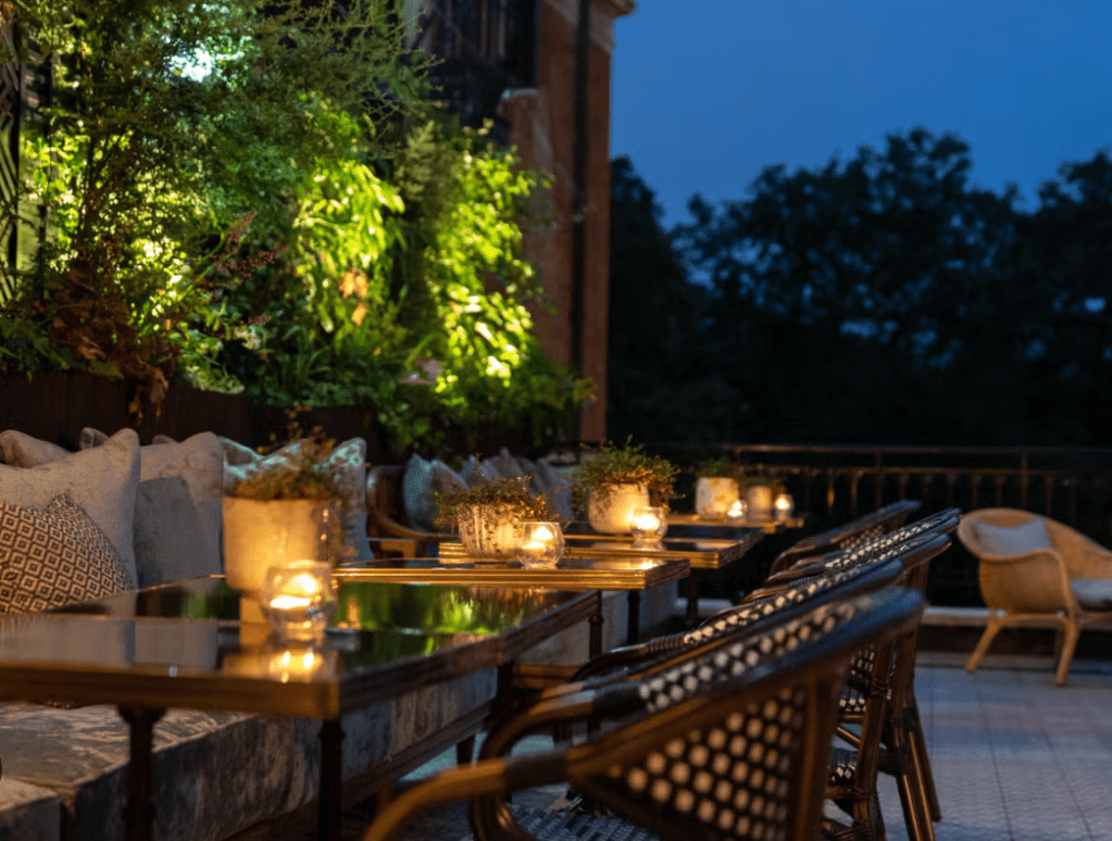 Pavilion Knightsbridge Terrace overlooking Hyde Park