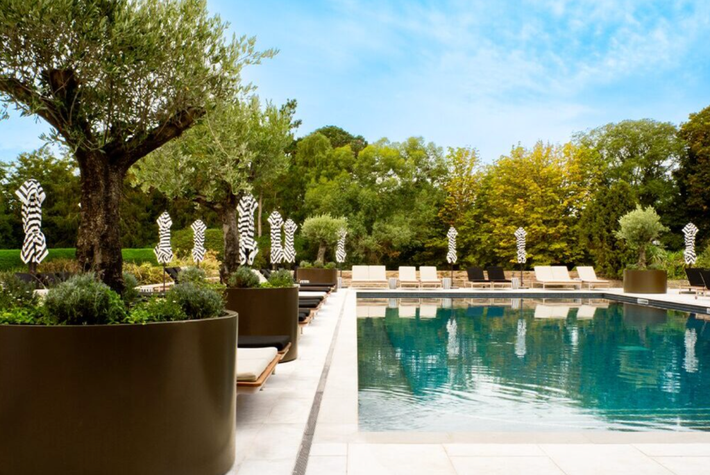 Outdoor swimming pool